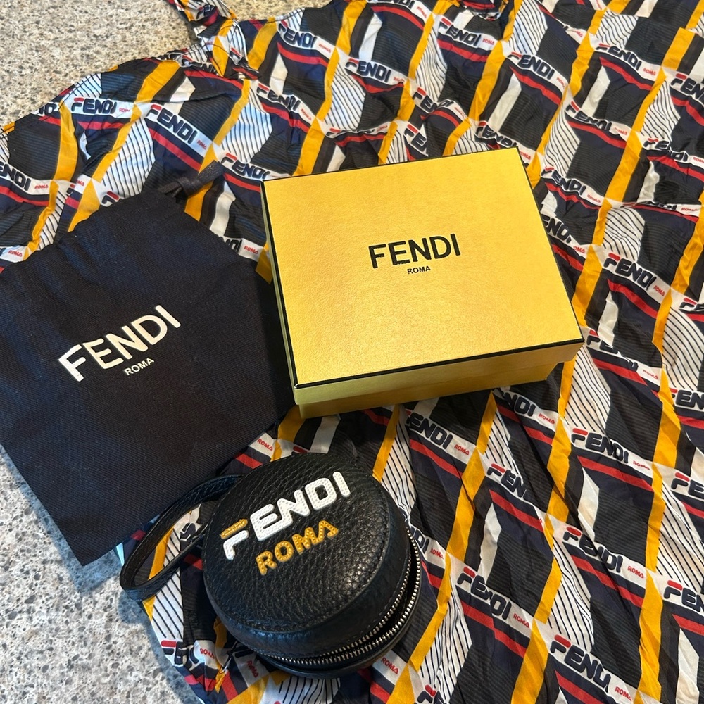 FENDI - Fila Collaboration - Purse charm with reusable recycling shoulder bag